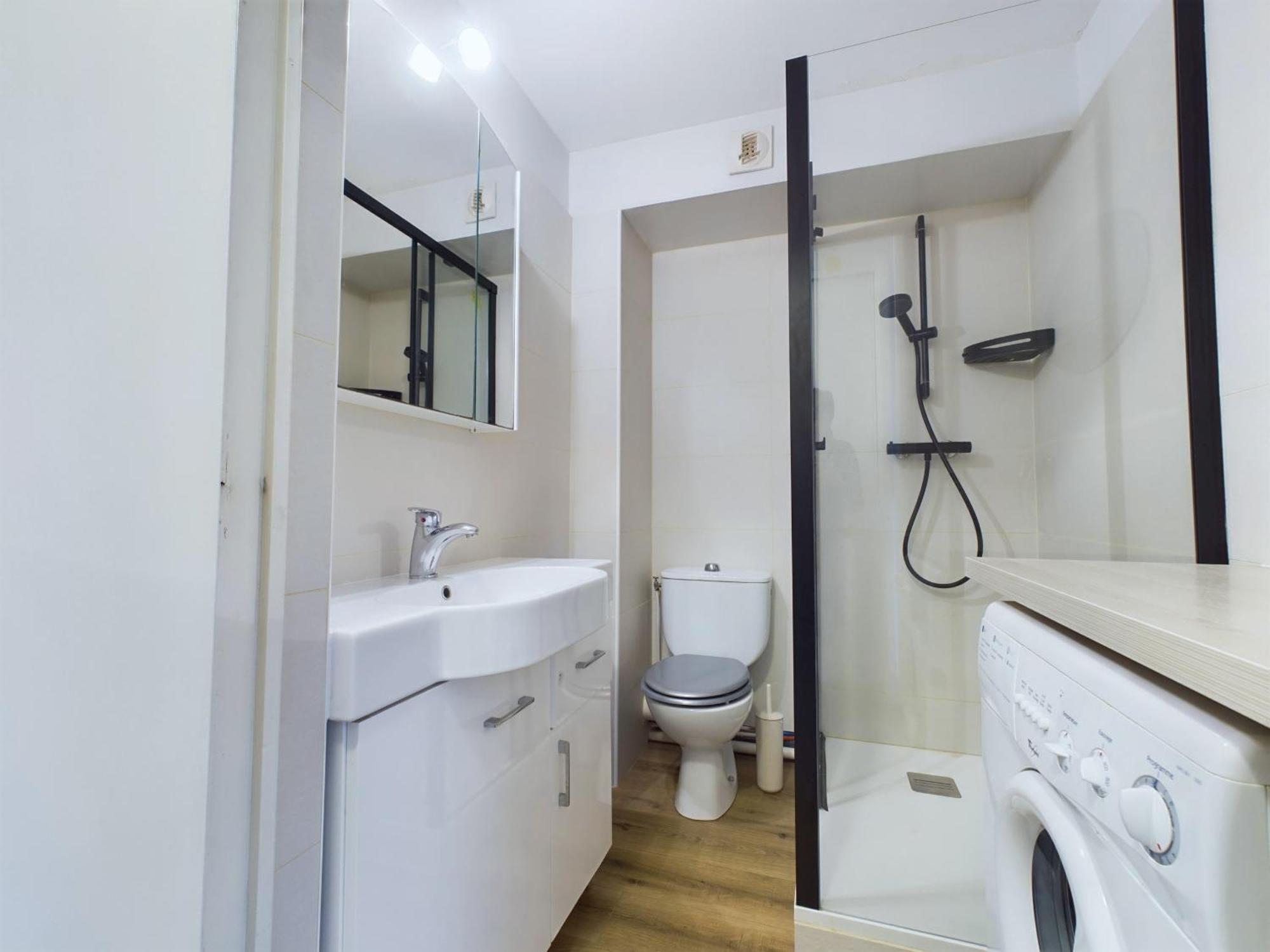 Charmant Appartement Lumineux Pour 4 Au Pouliguen เลอปูลีแกน ภายนอก รูปภาพ